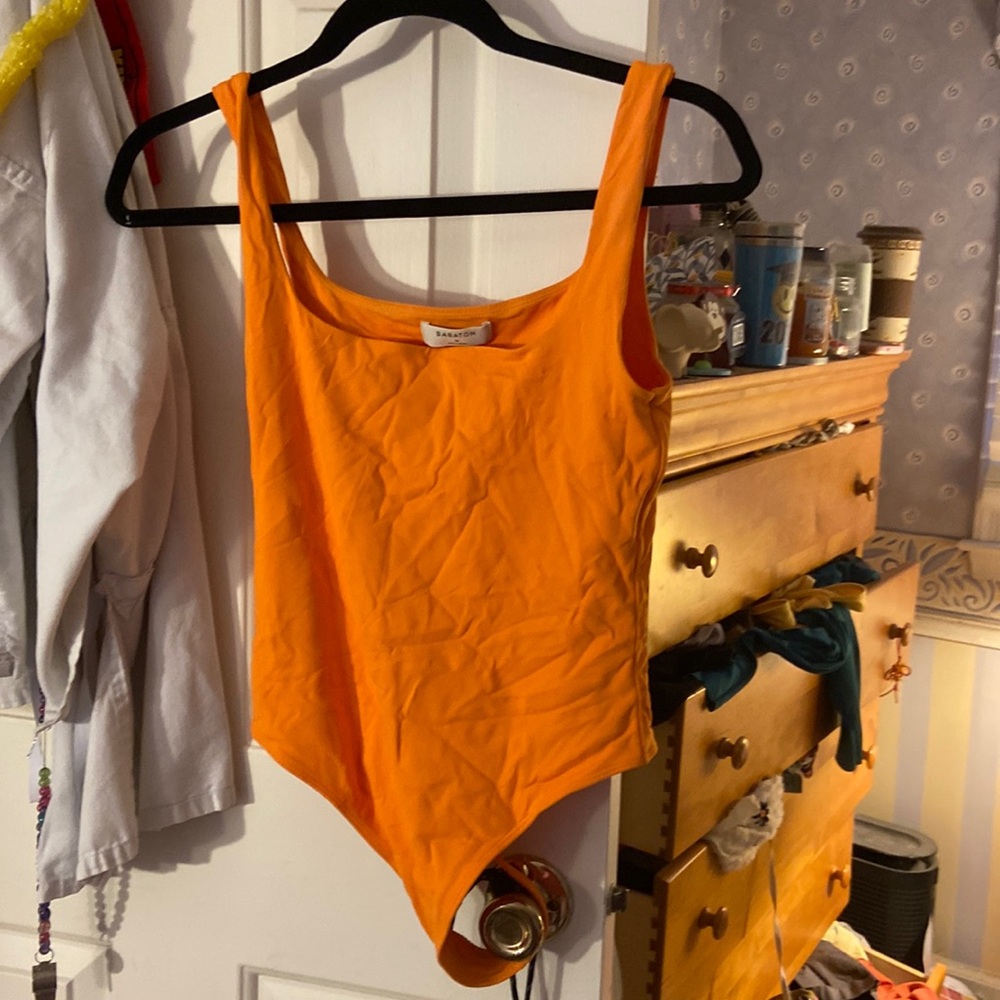 Aritzia Babaton contour body suit